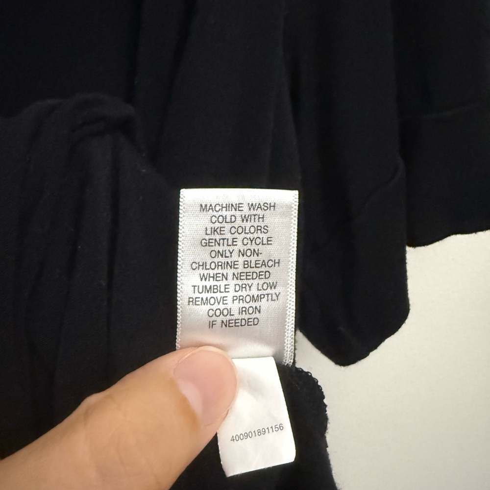 {Apt 9 Essentials}-Size: 1X-Elegant Black Women's Mockneck Short Sleeve Top - Picture 4 of 5